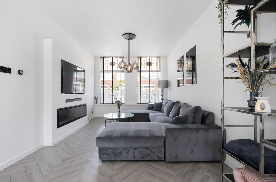 Hooftstraat 24