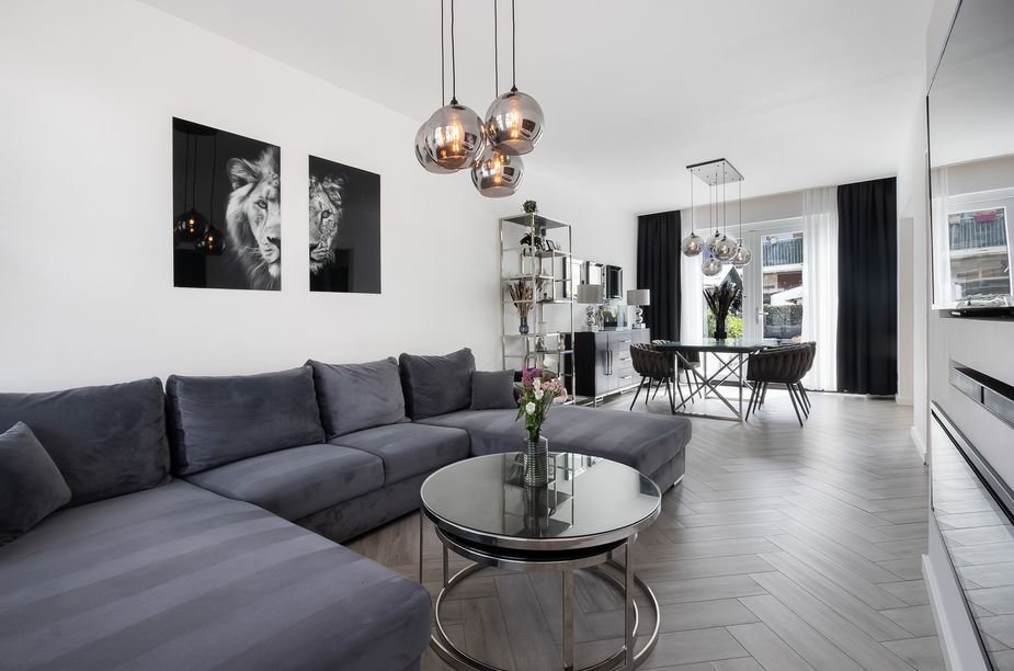 Hooftstraat 24