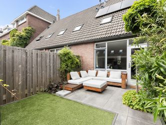 Oranjepark 24, DORDRECHT