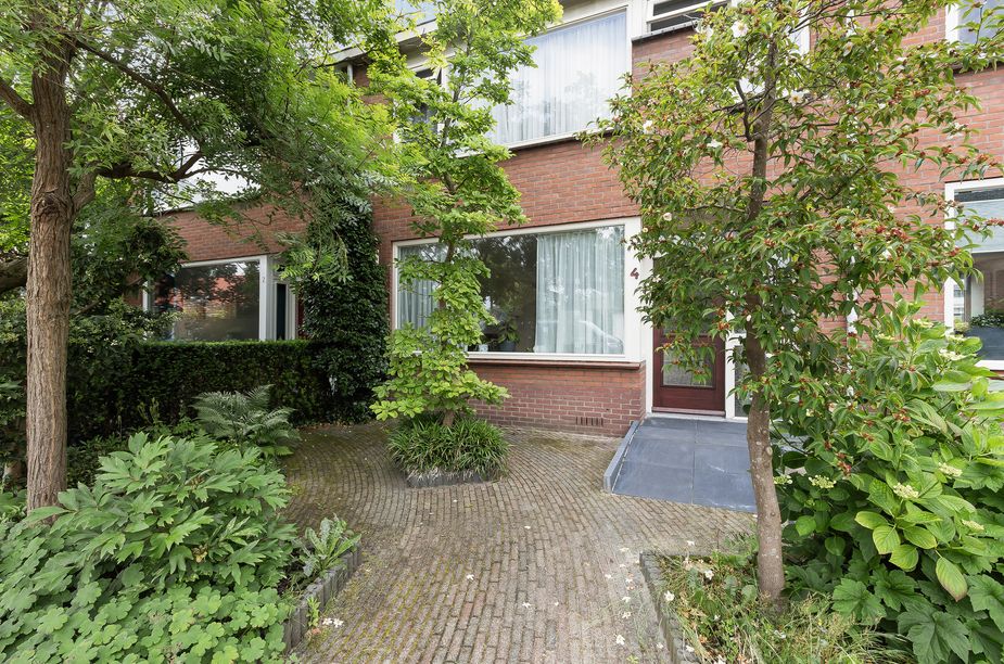 Baron van Boetzelaerlaan 4