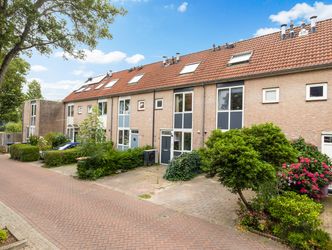 Suze Groeneweg-erf 384, DORDRECHT