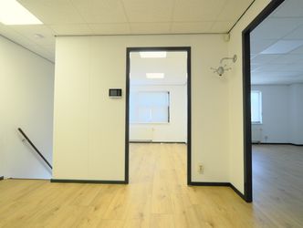 Jade 208, Dordrecht