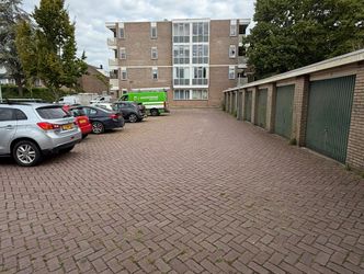 Grote Hondring 8 H , DORDRECHT