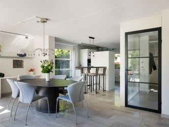 Iroko 151, DORDRECHT