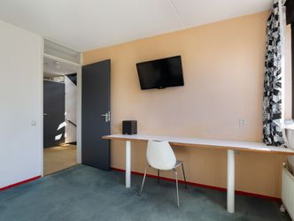 Iroko 151, DORDRECHT