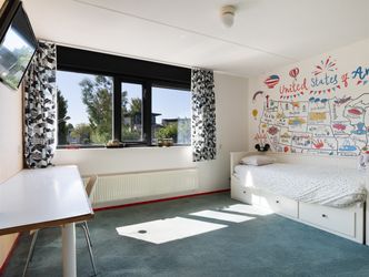 Iroko 151, DORDRECHT