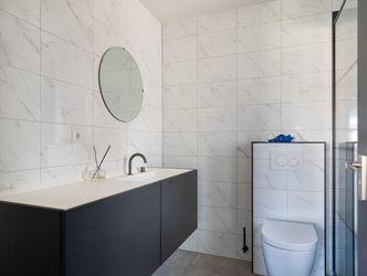 Iroko 151, DORDRECHT