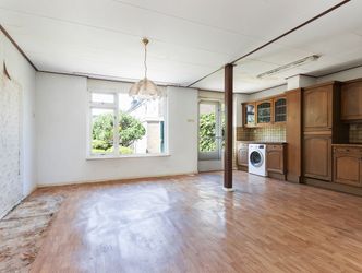 De Zeeg 12, BARENDRECHT