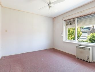 De Zeeg 12, BARENDRECHT
