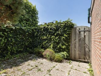 De Zeeg 12, BARENDRECHT
